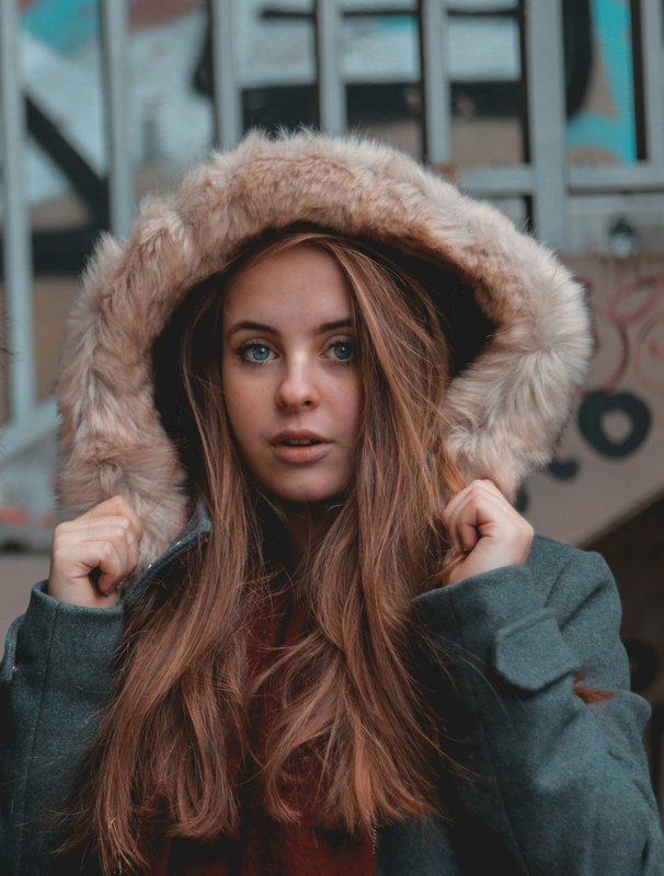 Ana E.