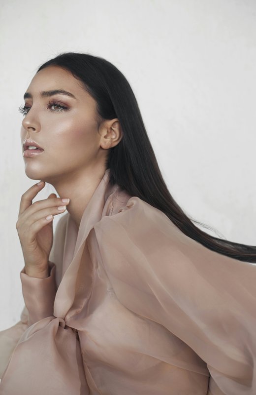 María C.